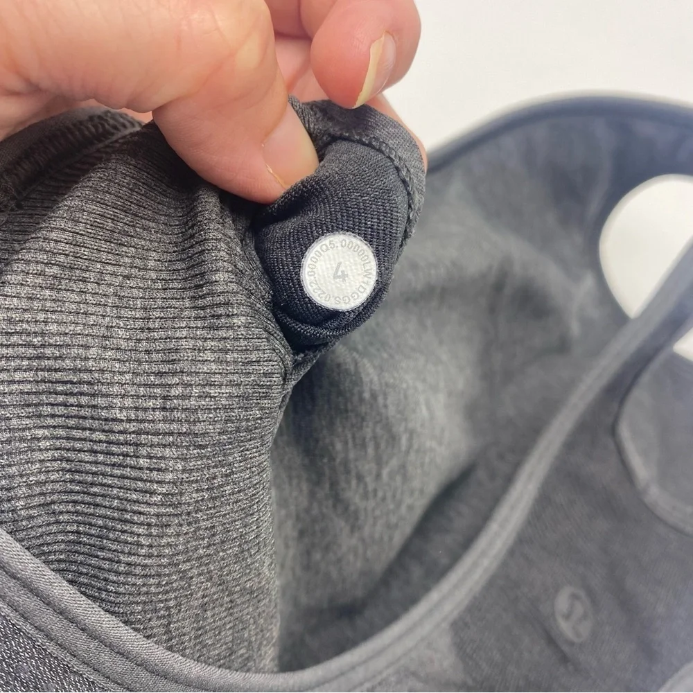 Lululemon Seamless Mesh Racerback Sports Bra Size 4 Gray